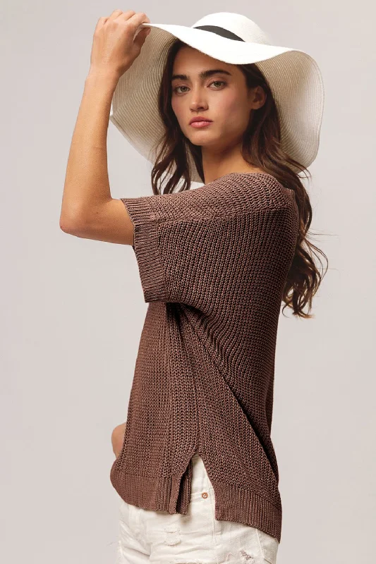 Scoop Neck Knit TopsBiBi V-Neck Slit Short Sleeve Sweater