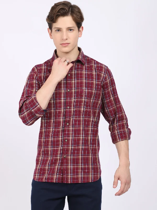 Zippered Knit TopsMen's Maroon Casual Medium Checks Full Sleeve Shirt