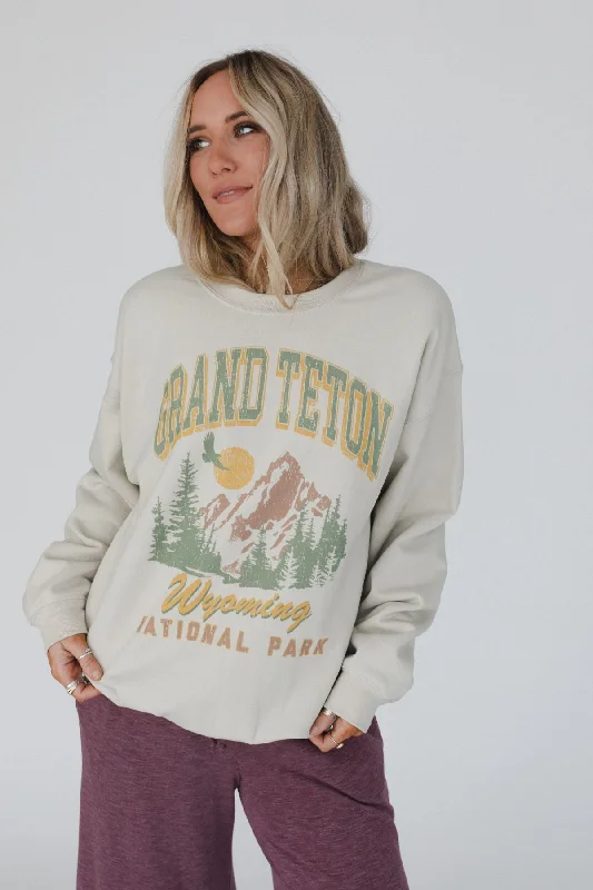 High-Fashion Knit TopsGrand Teton Sweatshirt - Sand