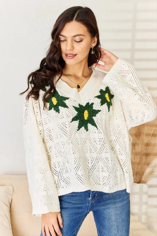 Alpaca Knit TopsPOL Floral Embroidered Pattern V-Neck Sweater